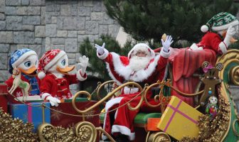 Kerstmagie in Disneyland Parijs: wat is er te beleven?
