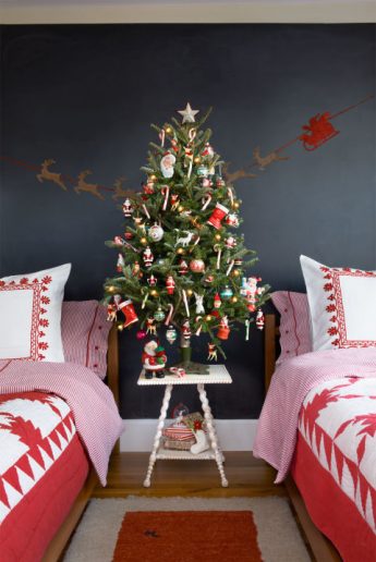 christmas-tree-santa-claus-1215