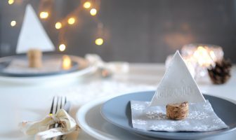 Kerstboompjes van klei maken