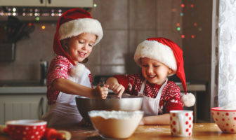21 kerstactiviteiten om samen met je kinderen te ondernemen kerstactiviteiten kinderen