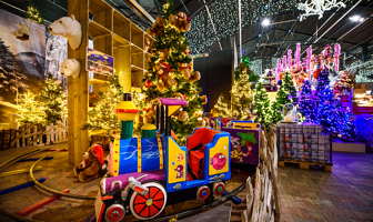 Maak een reis rond de wereld op de kerstshow bij Tuincentrum Leurs