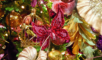 Kersttrends 2019 ☆ Red Velvet: fluweel, zijden bloemen & dierenprints