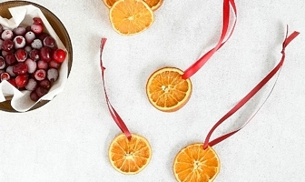 Natuurlijke kerstdecoratie: sinaasappels drogen in de oven