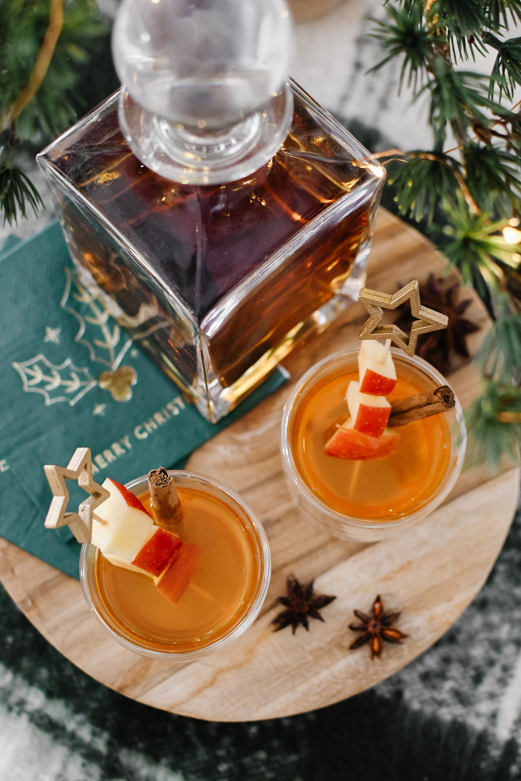 spiced apple hot toddy