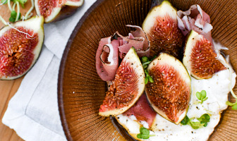 Voorgerecht met vijgen, prosciutto & truffel