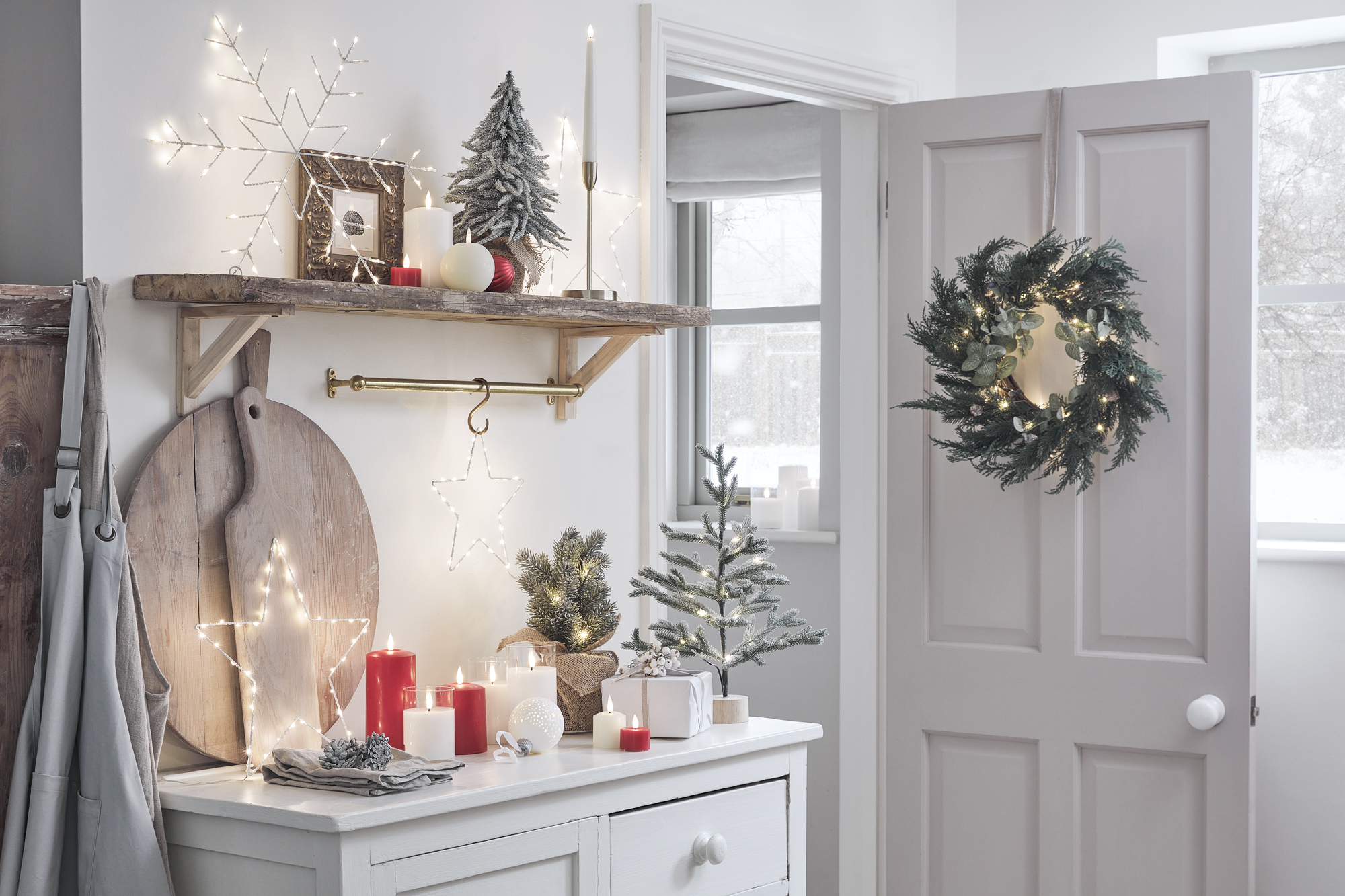besparen op kerstdecoratie, tips voor goedkope kerstversiering