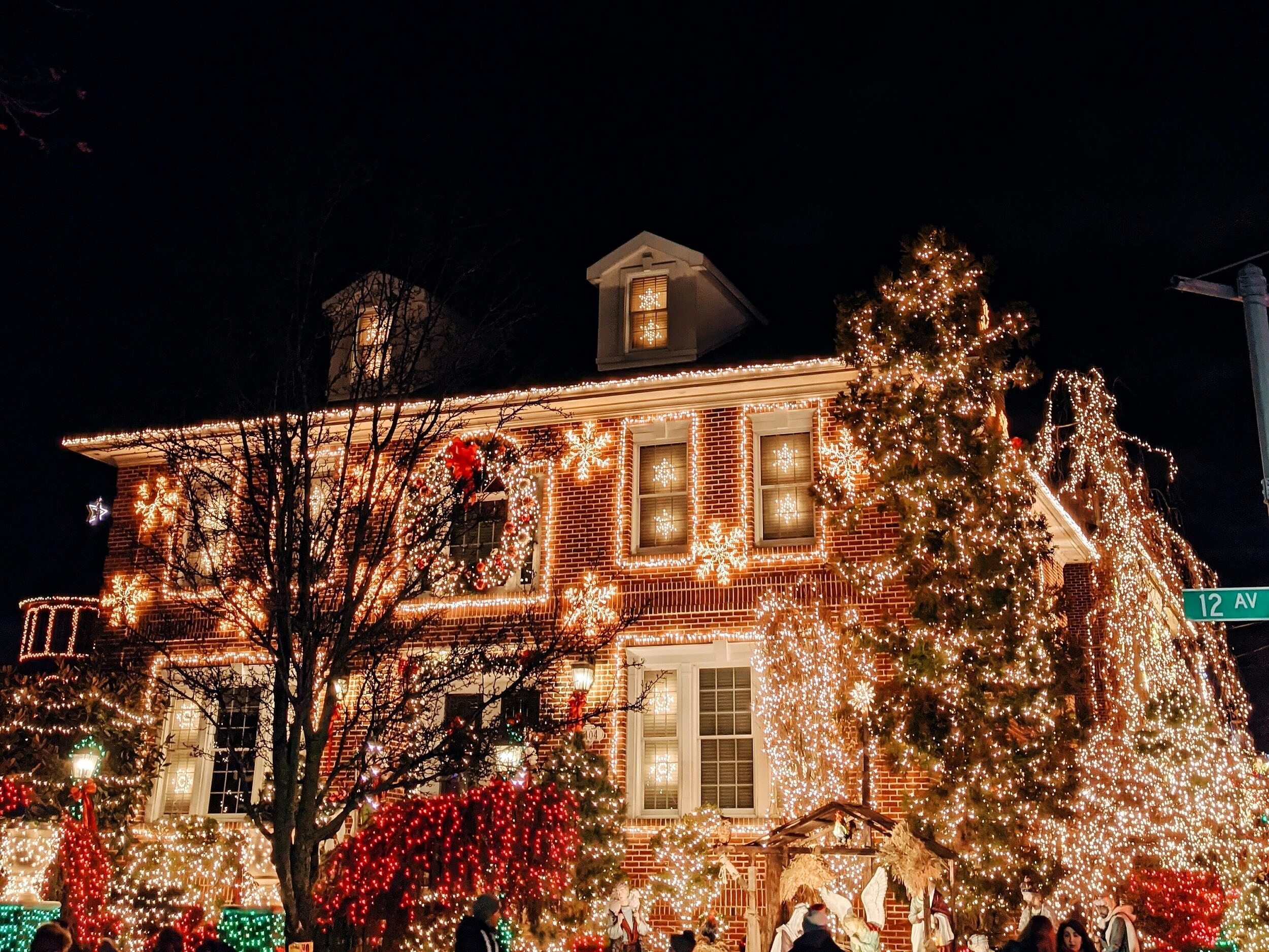 Teleurgesteld Tranen Arabisch Kerstverlichting: wat kost het je qua stroom? - Christmaholic